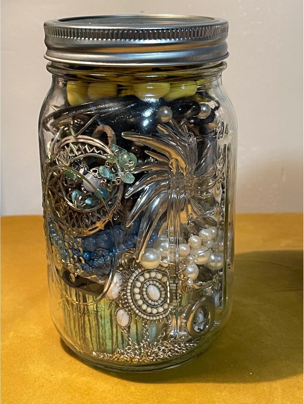 Quart Mason Jar Mystery Jewelry Lot – Wearable Mix